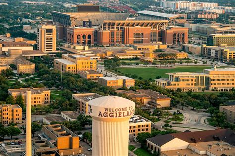 what college campuses are similar to texas a&m